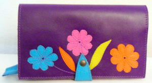 Alice Angevin, Les Sacs à M'Alice Compagnon violet trois fleurs
