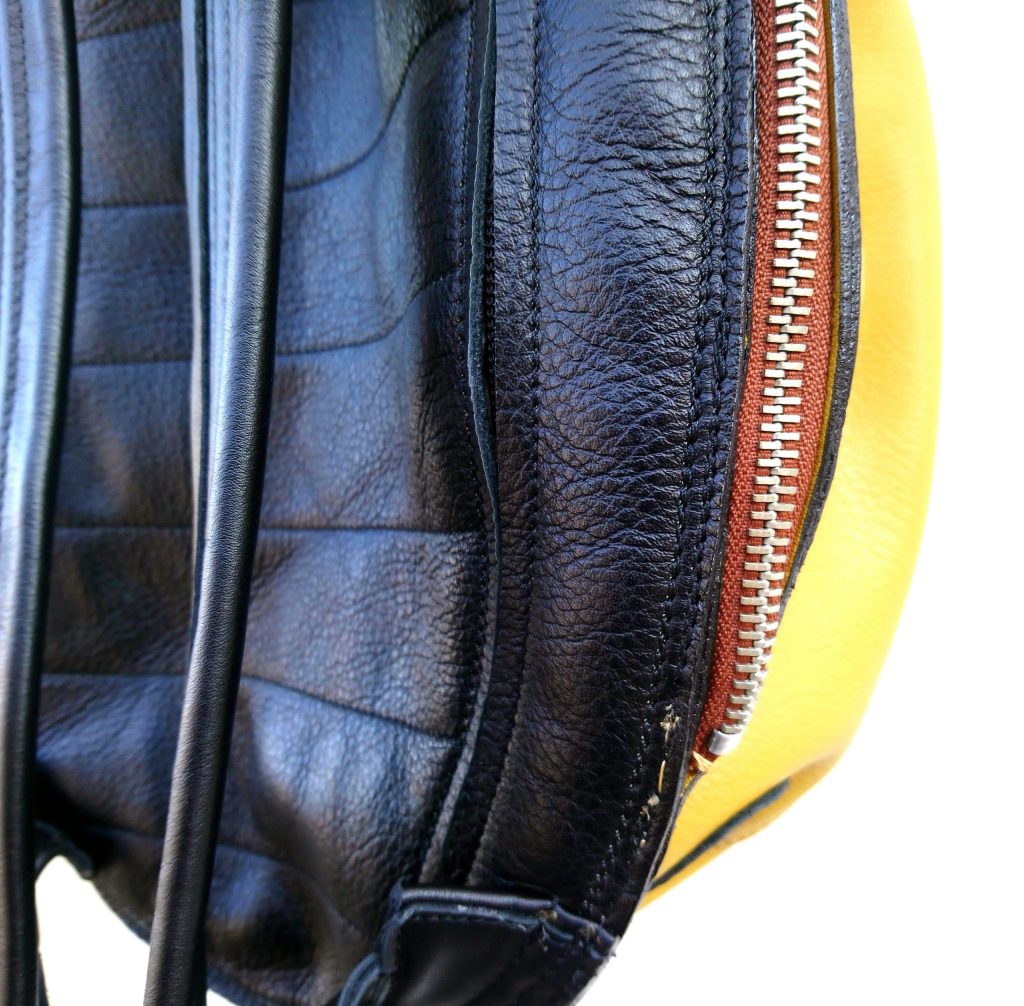 A.A. Les Sacs à M'Alice Sac à dos Coccinelle jaune coté