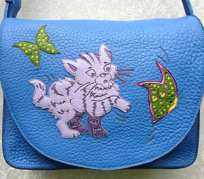 Alice Angevin, Les Sacs à M'Alice Besace Minou Bleu