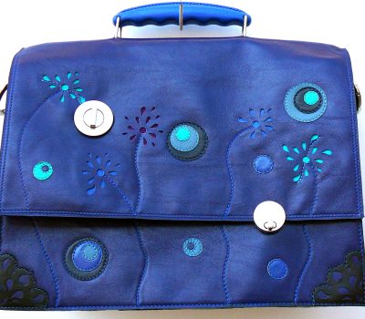 Alice Angevin, Les Sacs à M'Alice Cartable Veau bleu nuit 34x26,5x12