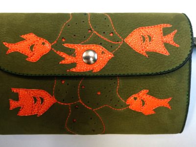 Alice Angevin, Les Sacs à M'Alice Compagnon kaki orange poisson, fermé