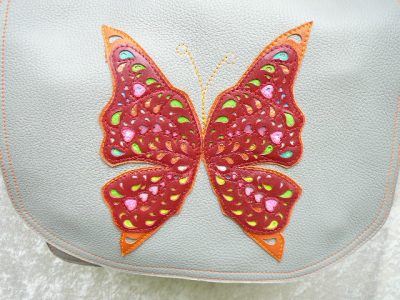 Alice Angevin, Les Sacs à M'Alice Découpe papillon Besace