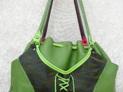 Alice Angevin, Les Sacs à M'Alice Sac à Main Donibane Fronce corset vert