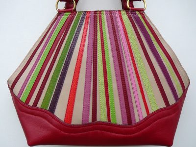 Alice Angevin, Les Sacs à M'Alice Sac à Main Elegant Bandes de cuirs parées, rouge, prune