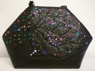 Alice Angevin, Les Sacs à M'Alice Sac à Main Elegant Dentelles de cuir noir, coeur parme