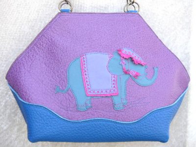Alice Angevin, Les Sacs à M'Alice, Sac à Main Elegant Eléphant bleu sur buffle lilas