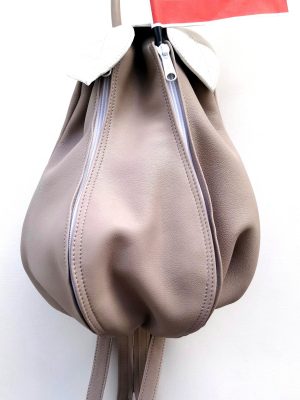 Sac à dos Poire grège et drapeau libanais