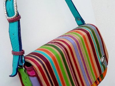 Les Sacs à M'Alice, Alice Angevin, Sac à main Gibecière Herria Bandes de Cuir, devant, coté