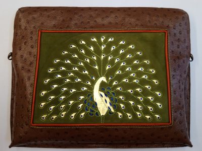 Les Sacs à M'Alice,Alice Angevin, Housse à PC Portable Chevreau autruche Marron Paon