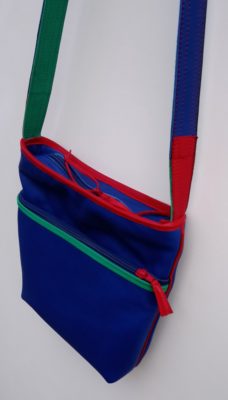 Alice Angevin, Les Sacs à M'Alice, Pochette MC (20x25x6) bleu coté