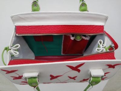 Alice Angevin, Les Sacs à M'Alice, Sac à Main Kéko Fleurs rouges, devant dessus