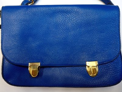 Alice Angevin, Les Sacs à M'Alice, Pochette sacoche bleu